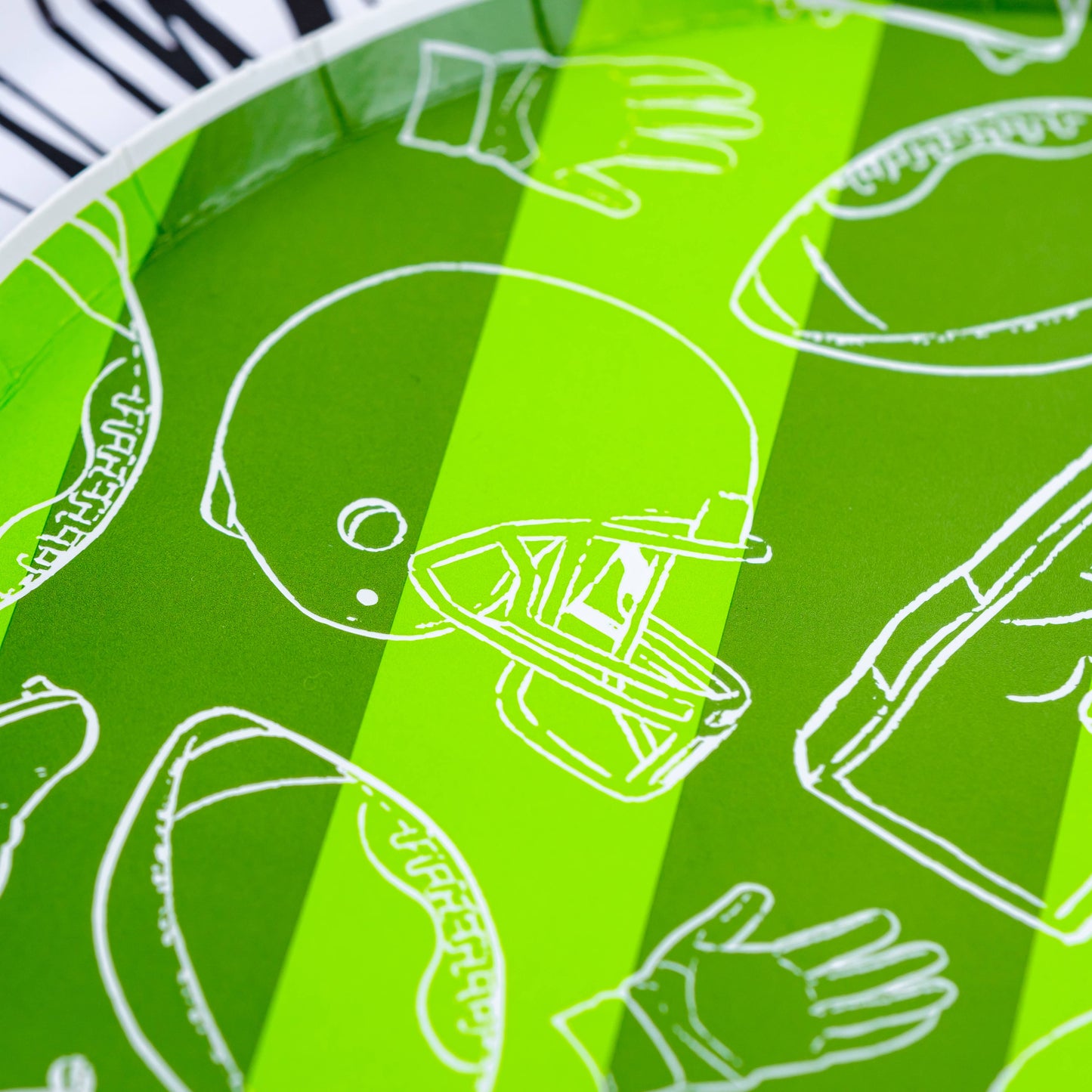Touchdown Dessert Paper Plates
