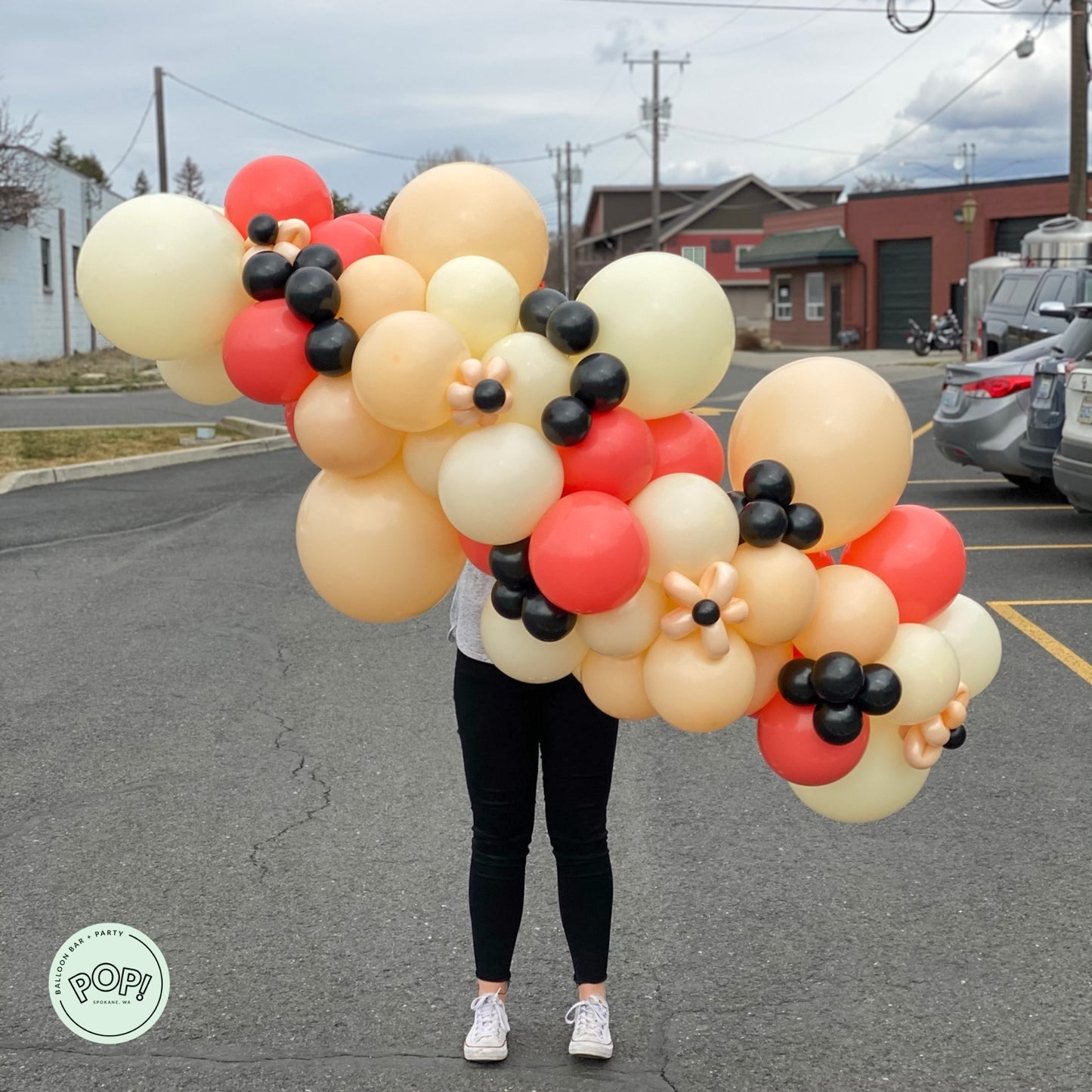 Grab + Go Garland - Pop of Poppies