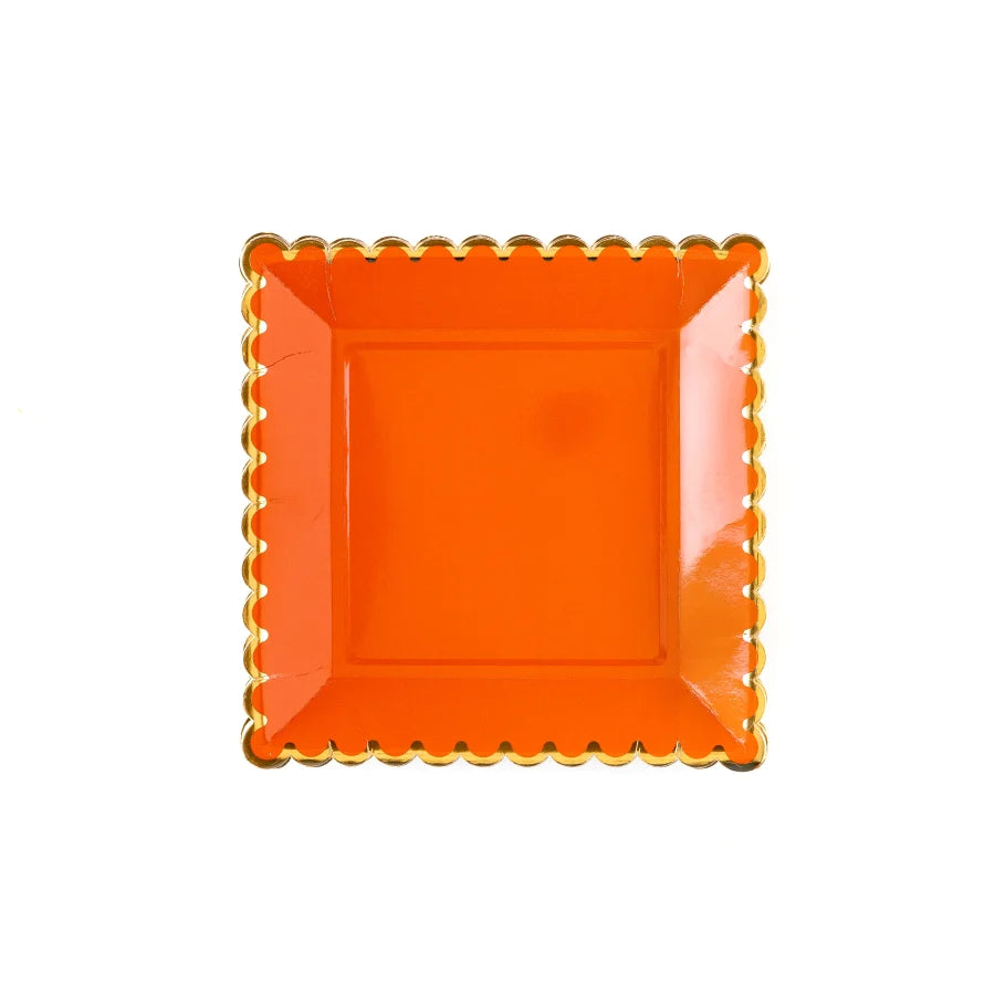ORANGE SCALLOPED PAPER PLATES
