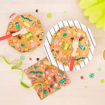 Backyard Bugs Bunches of Bugs Large Napkins - 16 Pk.