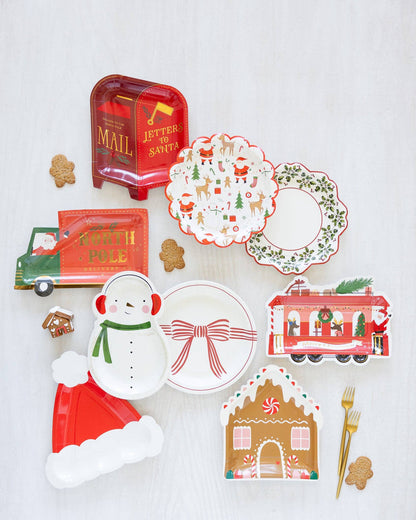 Holly Ivy Shaped Plate