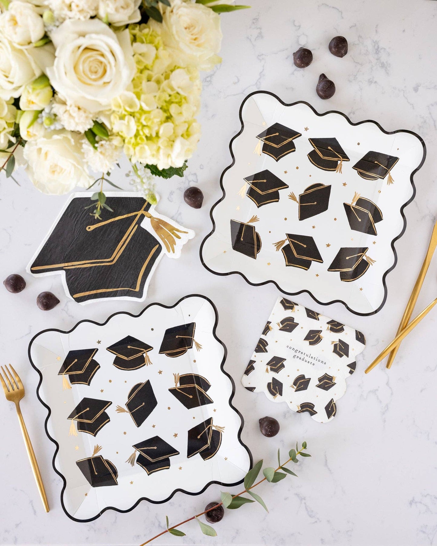 Grad Hat Scatter Napkin Cocktail