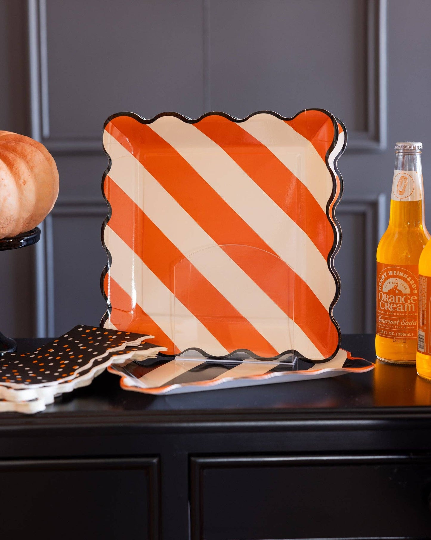 Striped 10" Paper Plate Set