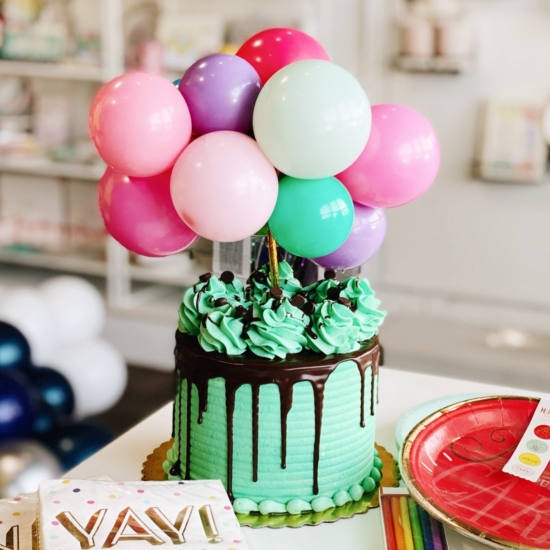 Cake Topper – Pop Balloon Bar + Party